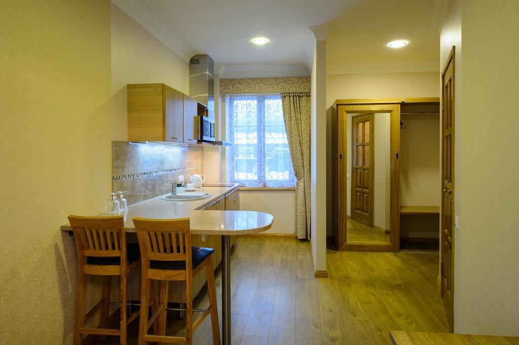 Georgi Hotell Voru Exterior photo