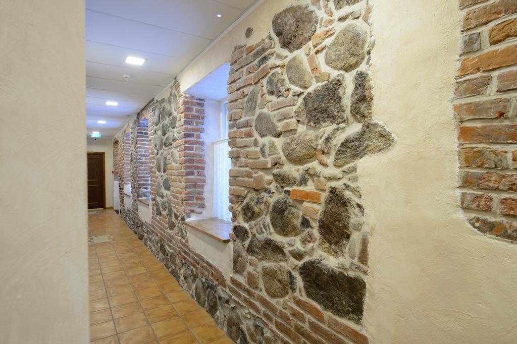 Georgi Hotell Voru Exterior photo