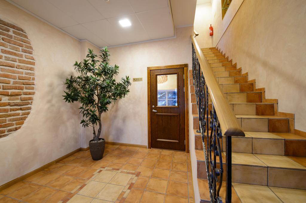Georgi Hotell Voru Exterior photo